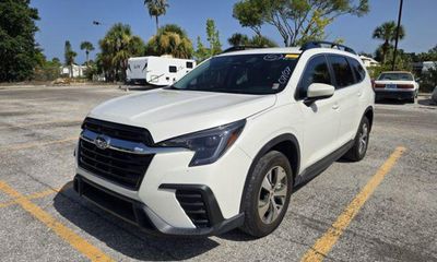 2024 Subaru Ascent Premium 7