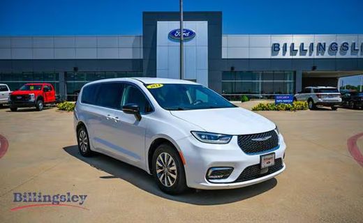 2024 Chrysler Pacifica Select