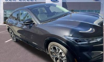 2022 Ford Mustang Mach-E Premium