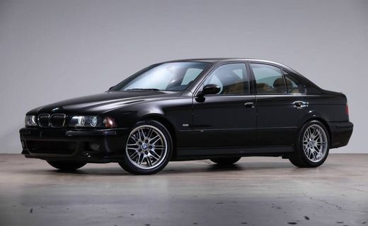 2003 BMW M5