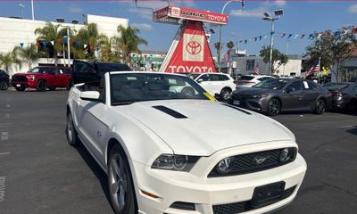 2013 Ford Mustang GT Convertible