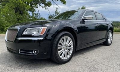 2011 Chrysler 300C C