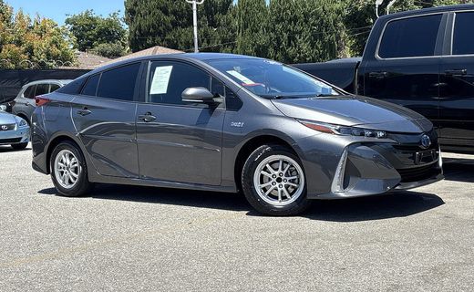 2022 Toyota Prius Prime PHEV XLE