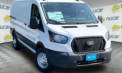 2026 Ford Transit LOW Roof