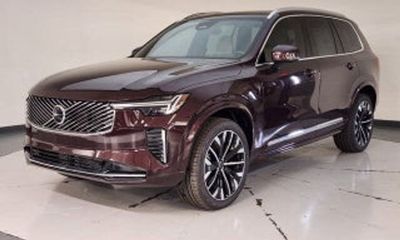 2026 Volvo XC90 Ultra Bright