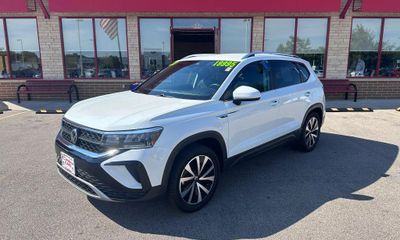 2023 Volkswagen Taos 4Motion SE