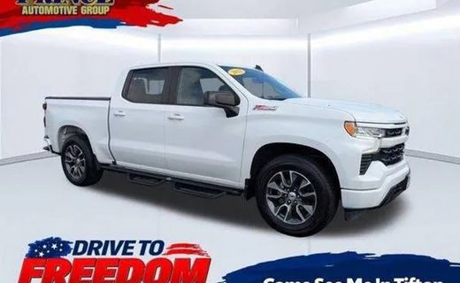 2022 Chevrolet Silverado RST