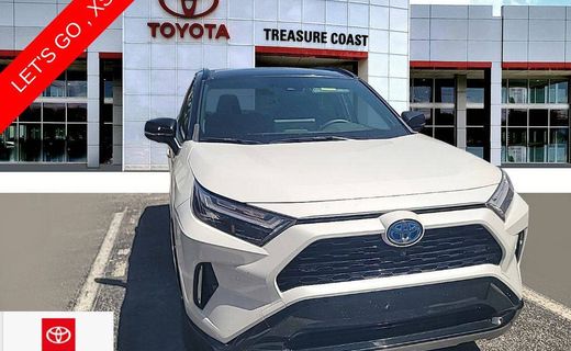 2024 Toyota RAV4 XSE