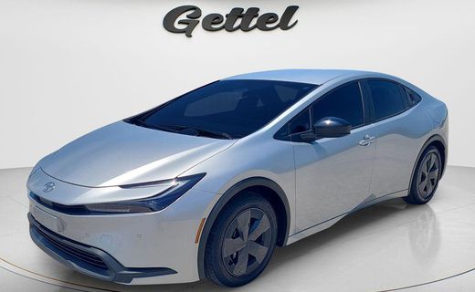 2025 Toyota Prius LE
