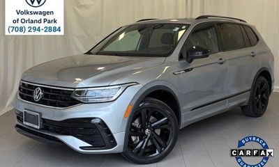 2023 Volkswagen Tiguan 4Motion SE R