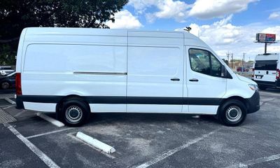 2021 Mercedes-Benz Sprinter 907 VS30