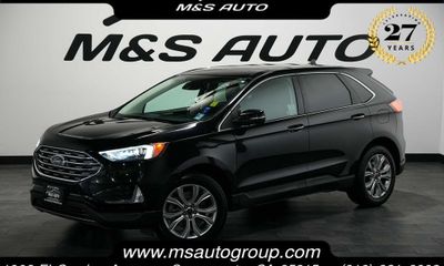 2023 Ford Edge Titanium