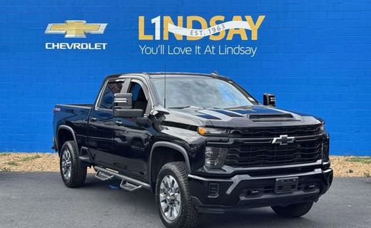 2024 Chevrolet Silverado HD Custom