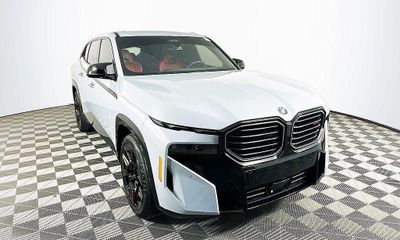2024 BMW XM Label RED