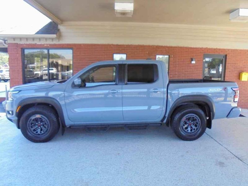 2025 Nissan Frontier — a typically priced live listing