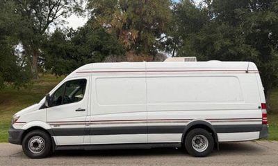 2014 Mercedes-Benz Sprinter High Roof