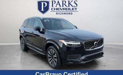 2022 Volvo XC90 Momentum