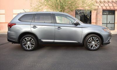 2016 Mitsubishi Outlander SE SEL