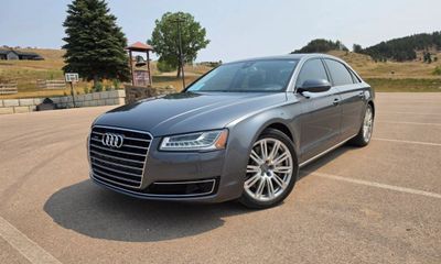 2015 Audi A8 L