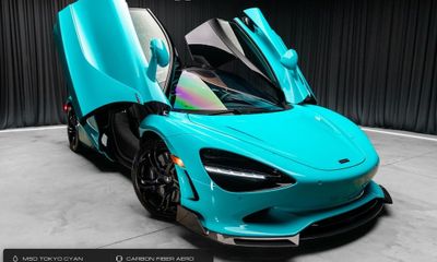 2024 McLaren 750S Coupe