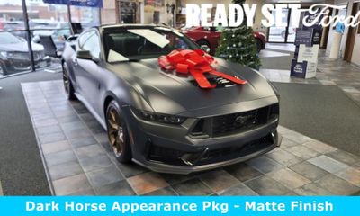 2025 Ford Mustang Dark Horse