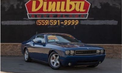2010 Dodge Challenger Base