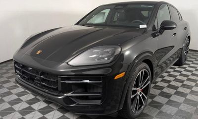 2026 Porsche Cayenne GTS Coupe
