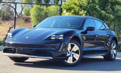 2022 Porsche Taycan 4 Cross Tourismo