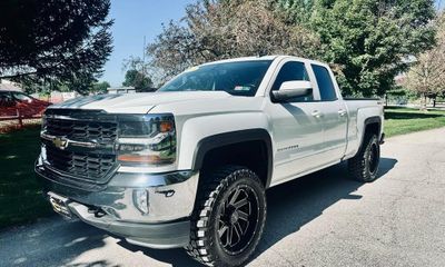 2018 Chevrolet Silverado LT