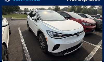 2023 Volkswagen ID 4 Pro S Plus