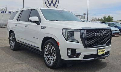 2023 GMC Yukon Denali Ultimate