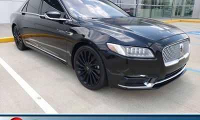 2019 Lincoln Continental Black Label