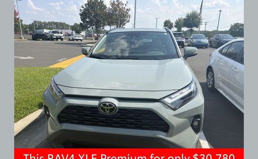 2022 Toyota RAV4 XLE Premium
