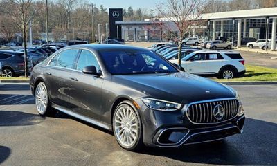 2026 Mercedes-Benz S-Class AMG S63E