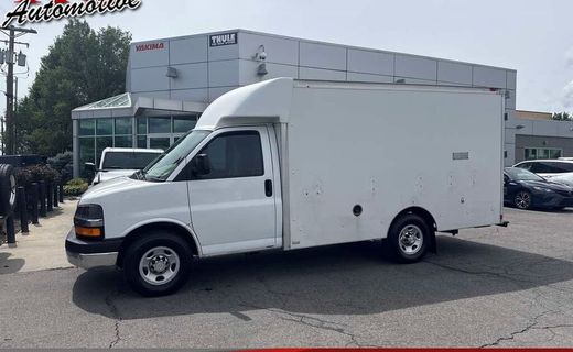 2013 Chevrolet Express 3500 Cutaway