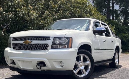 2011 Chevrolet Avalanche LTZ