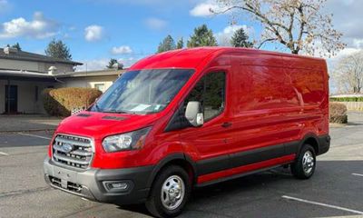 2020 Ford Transit Medium Roof