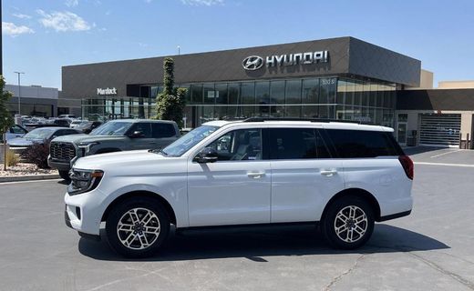 2025 Ford Expedition Active