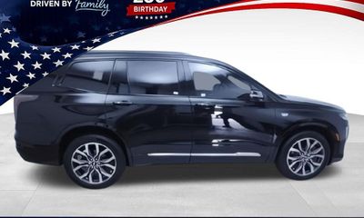 2024 Cadillac XT6 Sport