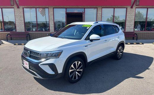 2023 Volkswagen Taos 4MOTION SE
