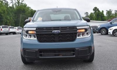 2022 Ford Maverick XL