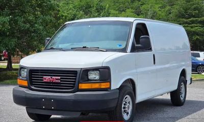 2015 GMC Savana 2500