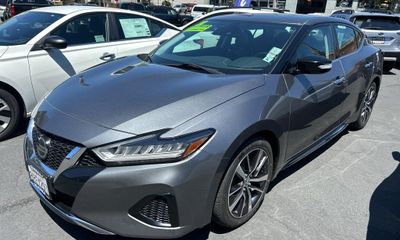 2020 Nissan Maxima SV