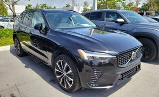2024 Volvo XC60 Plus Dark