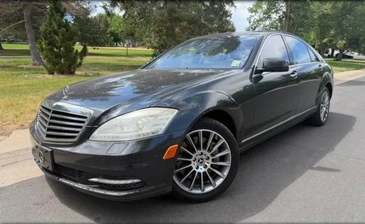 2013 Mercedes-Benz S-Class S550V