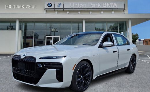2026 BMW 750E xDrive