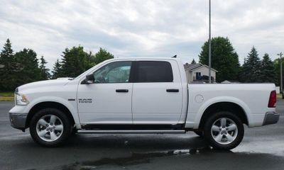 2018 Ram 1500 SLT