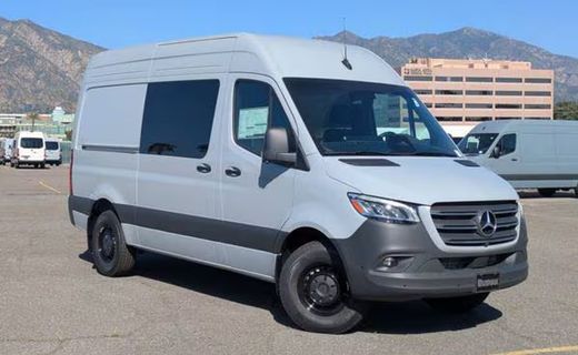 2025 Mercedes-Benz Sprinter 907
