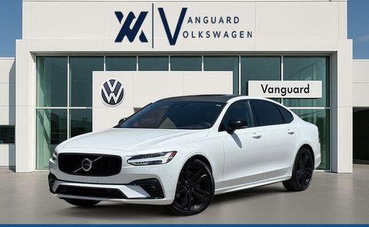 2022 Volvo S90