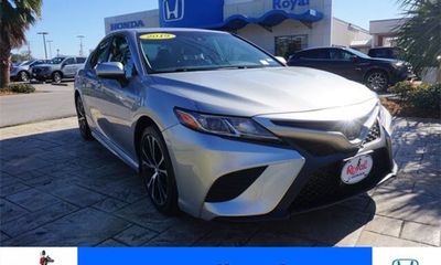 2019 Toyota Camry L LE SE